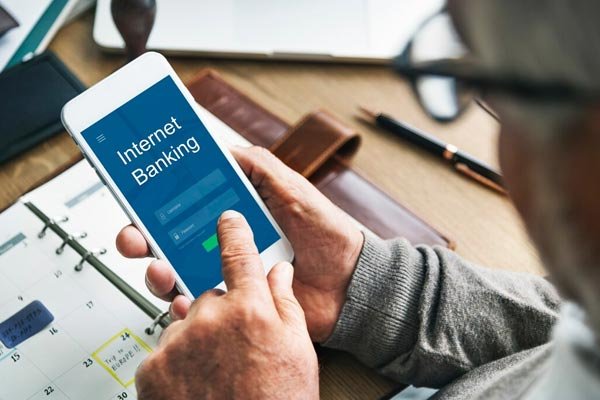 BANKING APP